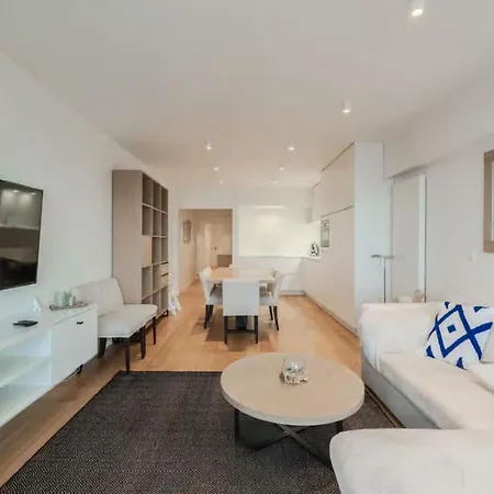 Seafront With Views In Apartament Blankenberge
