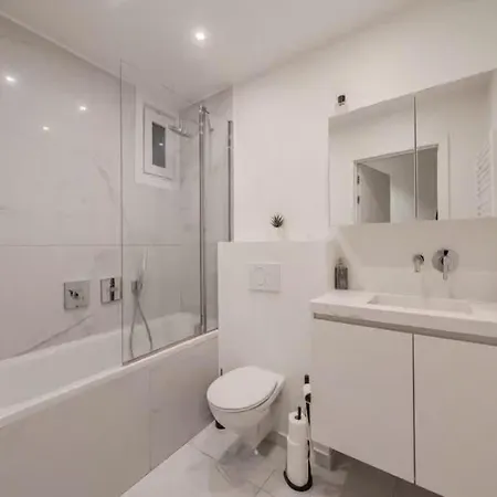 Seafront With Views In Apartament